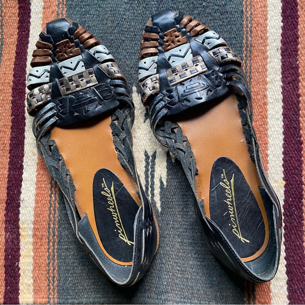 VTG Rare Pinwheels Huarache Shoes! 6.5. Excellent condition! Leather.